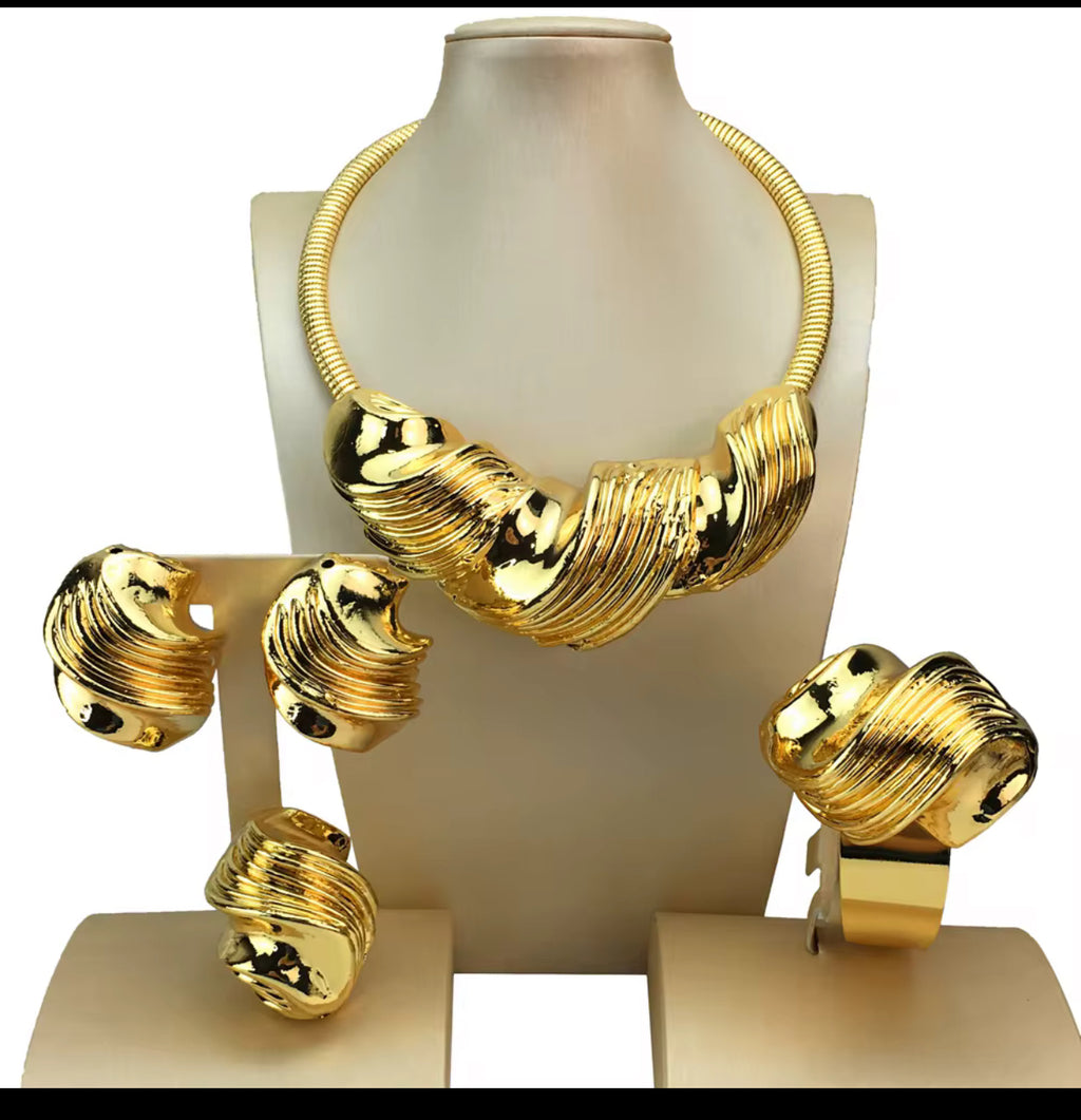 Royal Gold Statement Jewelry Set
