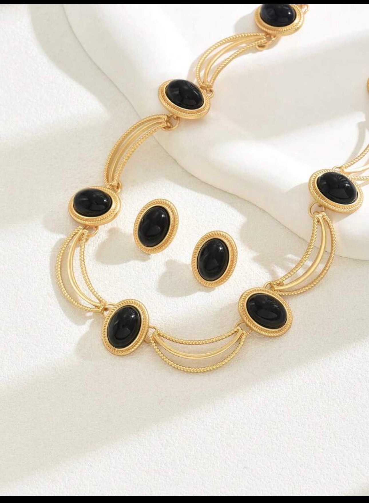 Timeless Black Jewelry Sets