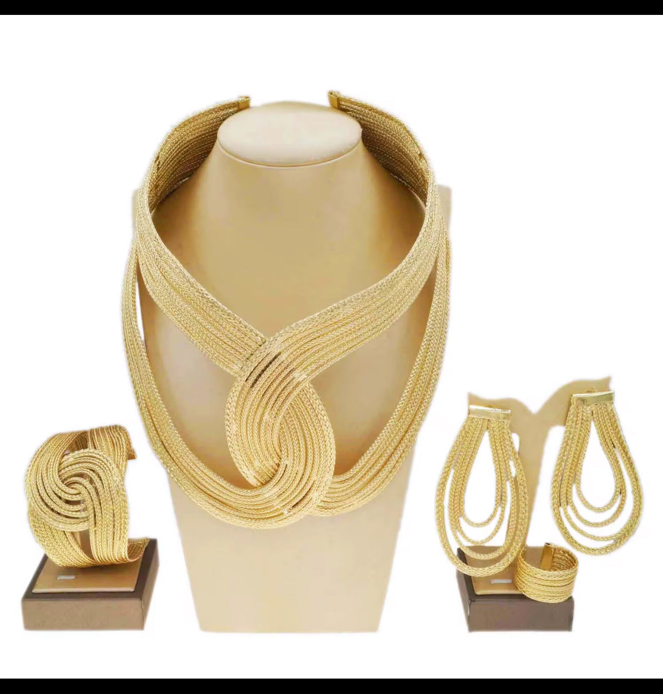 Golden Infinity Elegance Jewelry Set