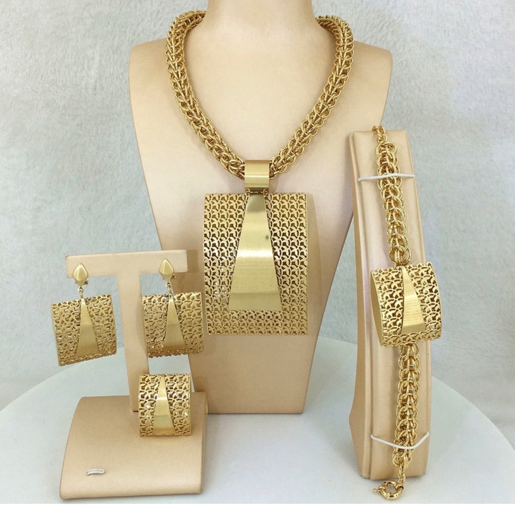 Royal Gold-Plated Statement Jewelry Set